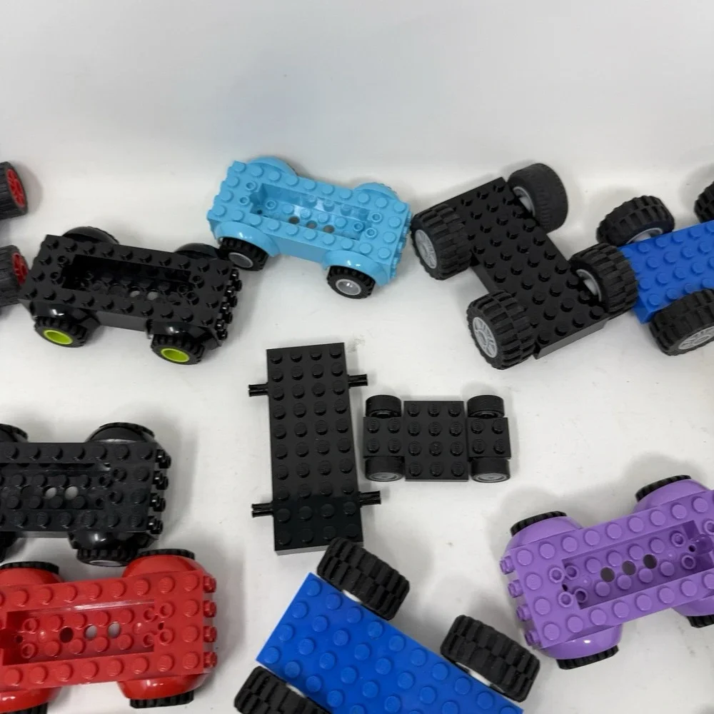 LEGO Vehicle Car Truck Base Plate Lot City Race Lot Car Frames Assorted Cars - Picture 4 of 7